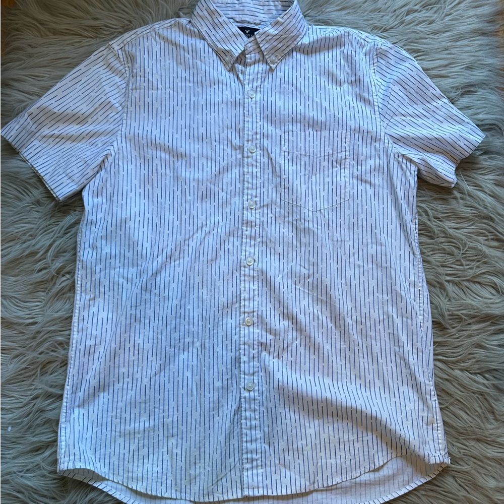American Eagle Outfitters White and Blue Striped Shirt